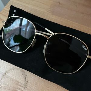 Quay Jezabell Sunglasses